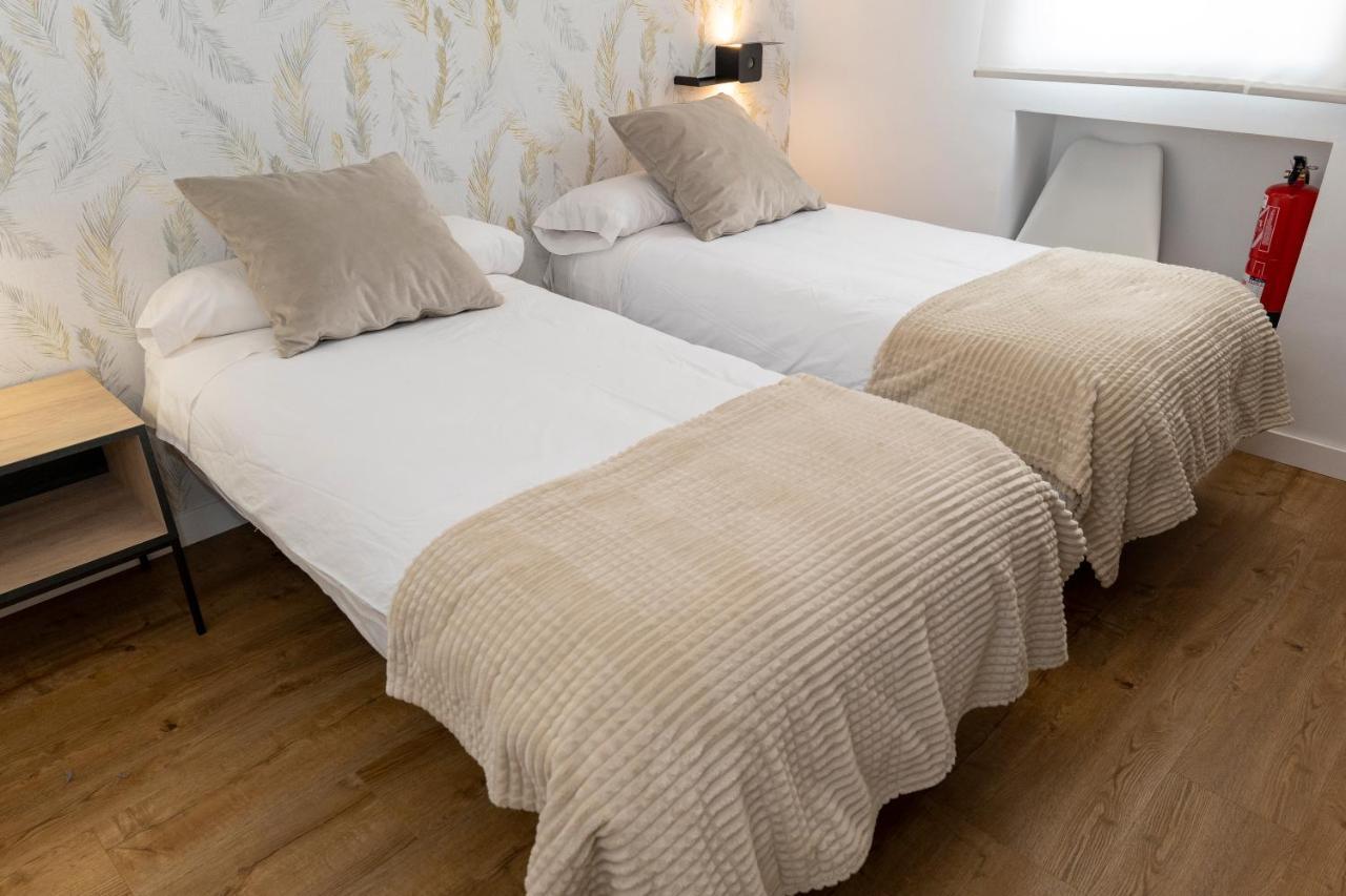 Apartamentos En Cordoba, Puente Romano Y Torre Calahorra Екстериор снимка