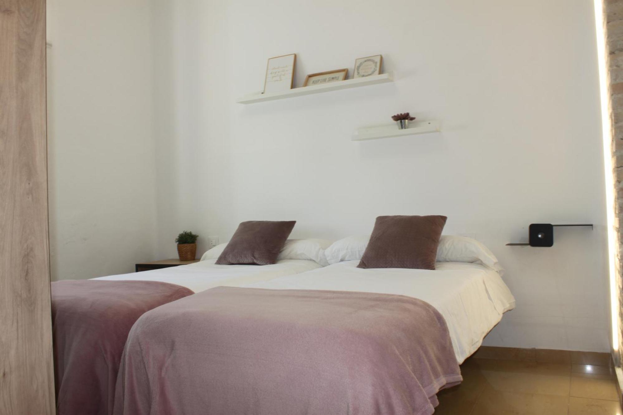 Apartamentos En Cordoba, Puente Romano Y Torre Calahorra Екстериор снимка